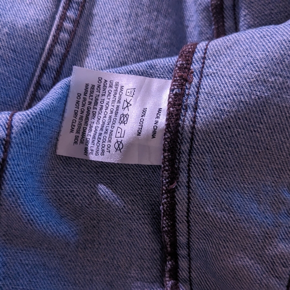 Barney Cools - Picture 4 of 4